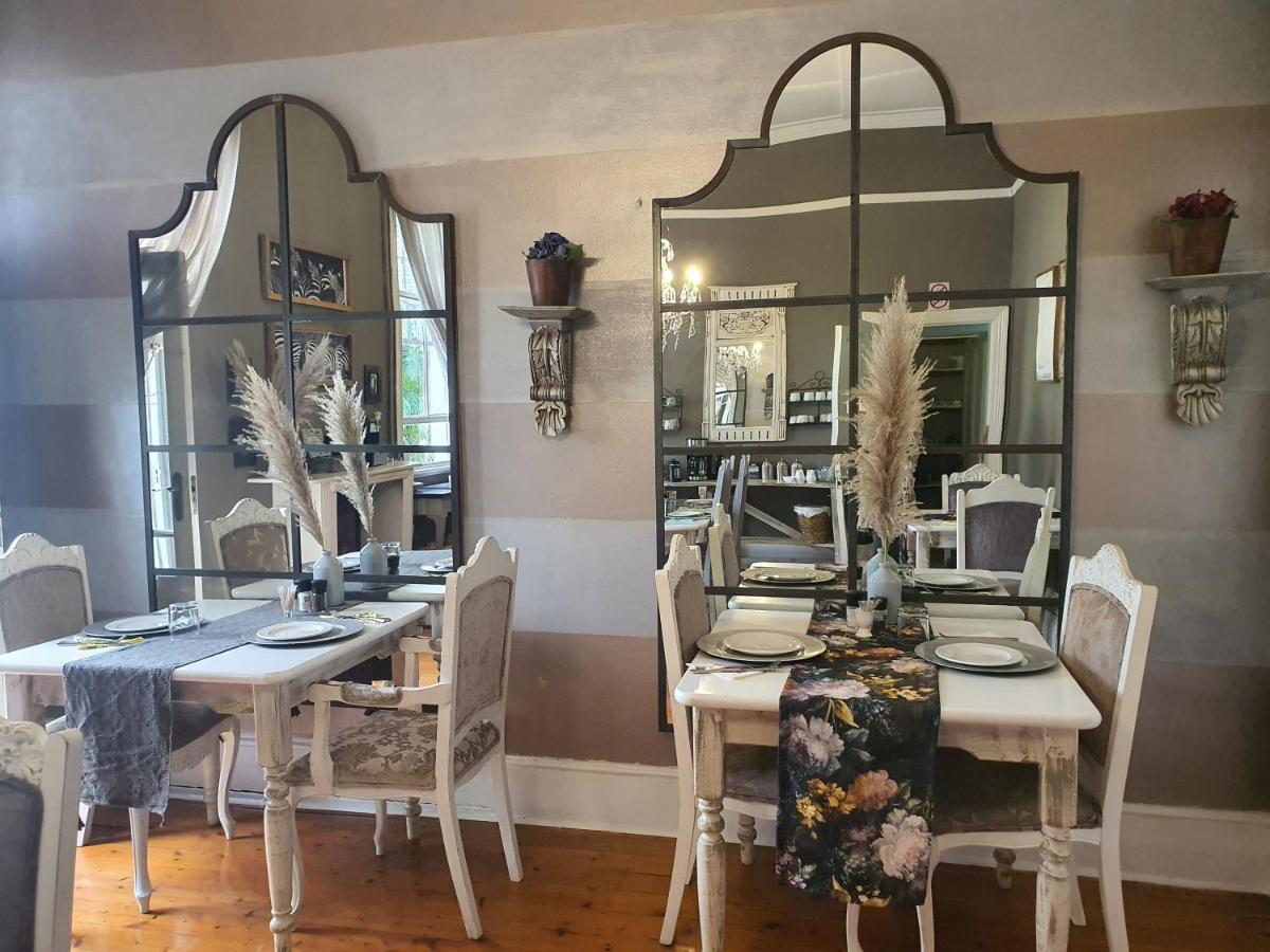 Waterhouse Guest Lodge In Muckleneuk Pretoria Bagian luar foto