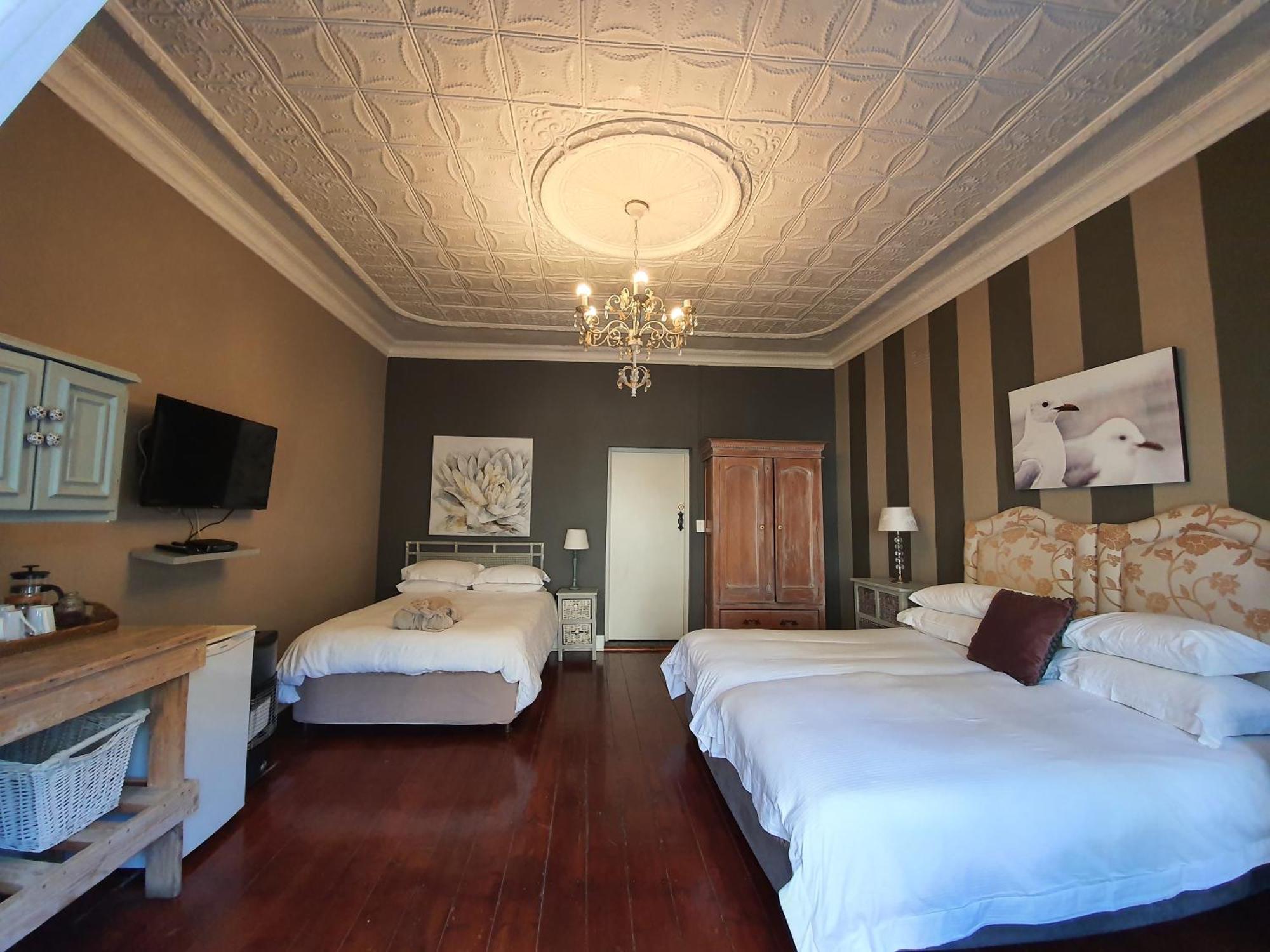 Waterhouse Guest Lodge In Muckleneuk Pretoria Ruang foto