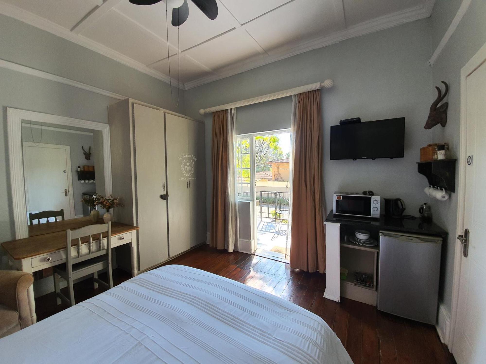 Waterhouse Guest Lodge In Muckleneuk Pretoria Ruang foto