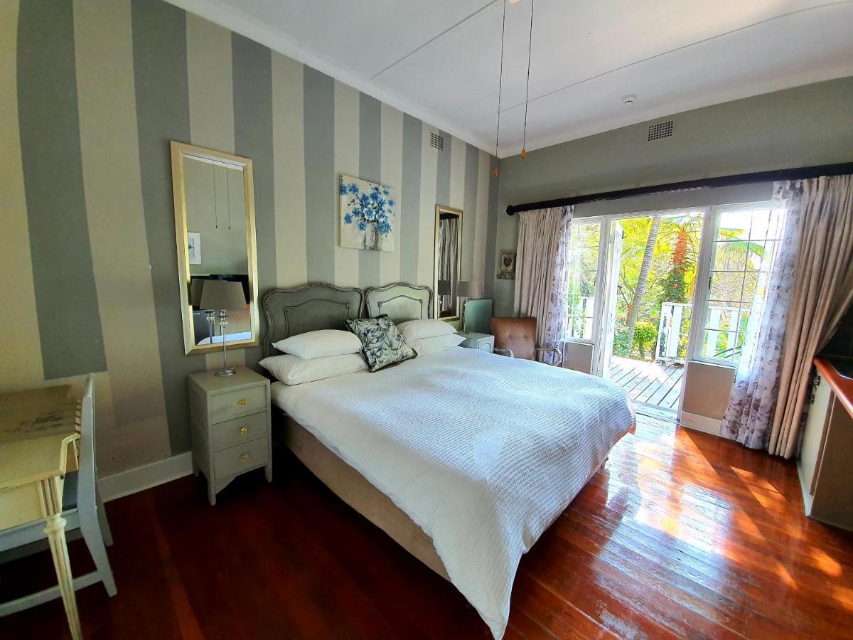 Waterhouse Guest Lodge In Muckleneuk Pretoria Bagian luar foto